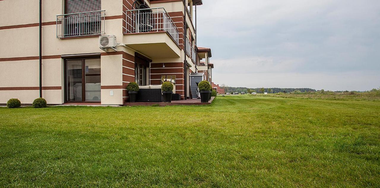 Sobienie Jeziory Golf Apartament W Sobieniach מראה חיצוני תמונה